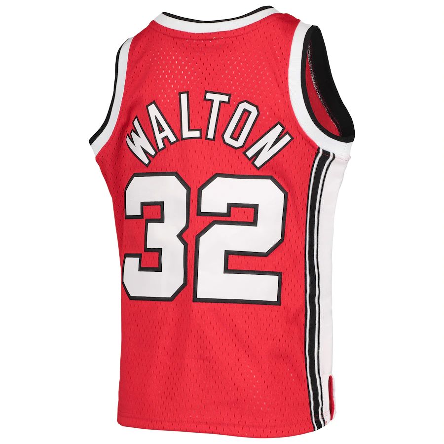 P.Trail Blazers #32 Bill Walton Mitchell & Ness 1976-77 Hardwood Classics Fadeaway Swingman Player Jersey Red Stitched American Basketball Jersey - Main View