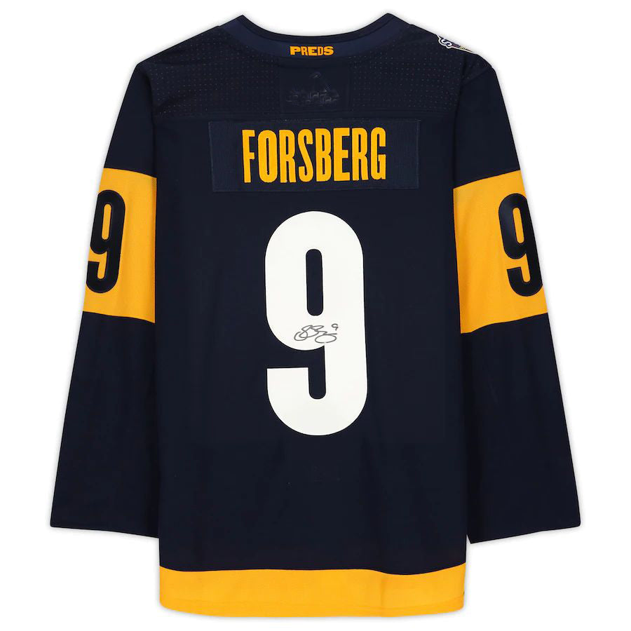 N.Predators #9 Filip Forsberg Fanatics Authentic Autographed 2022 Stadium Series Jersey Navy Stitched American Hockey Jerseys - Main View