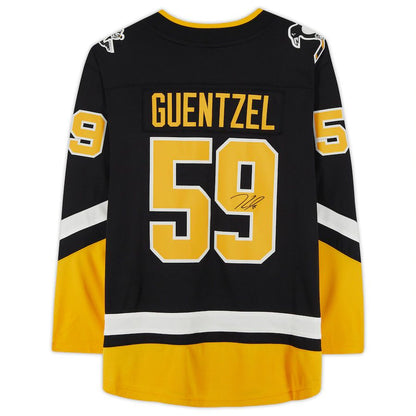 P.Penguins #59 Jake Guentzel Fanatics Authentic Autographed Breakaway 2021 Alternate Jersey Black Stitched American Hockey Jerseys - Main View