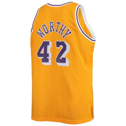 LA.Lakers #42 James Worthy Mitchell & Ness Big & Tall Hardwood Classics Swingman Jersey Gold Stitched American Basketball Jersey - Main View