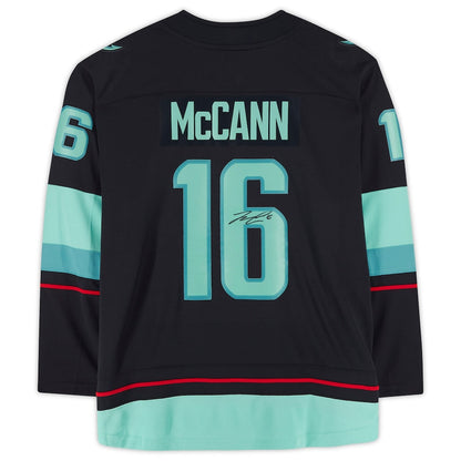 S.Kraken #16 Jared McCann Fanatics Authenti Autographed Breakaway Jersey with Inaugural Season Jersey Patch Blue Stitched American Hockey Jerseys - Main View