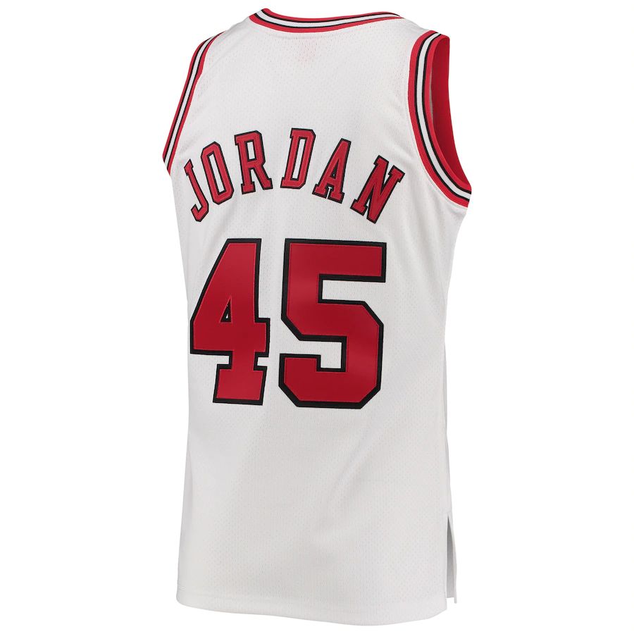 C.Bulls #45 Michael Jordan Mitchell & Ness 1994-95 Hardwood Classics Authentic Player Jersey White Stitched American Basketball Jersey - Main View