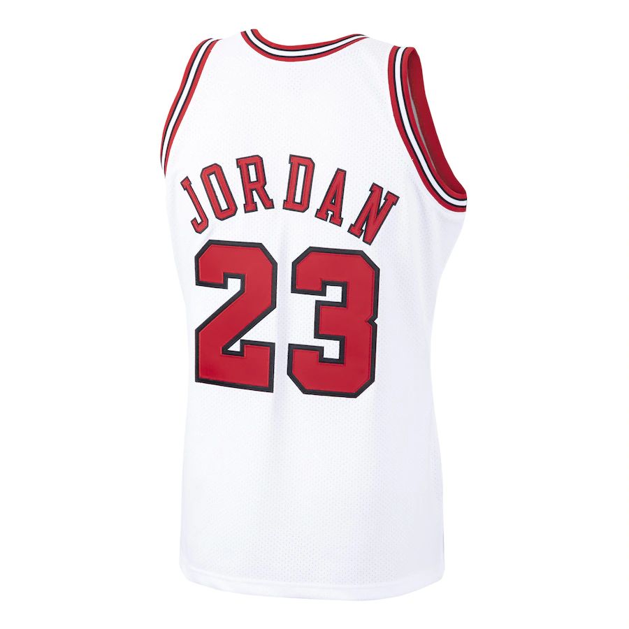 C.Bulls #23 Michael Jordan Mitchell & Ness 1997-98 Hardwood Classics Authentic Player Jersey White Stitched American Basketball Jersey - Main View