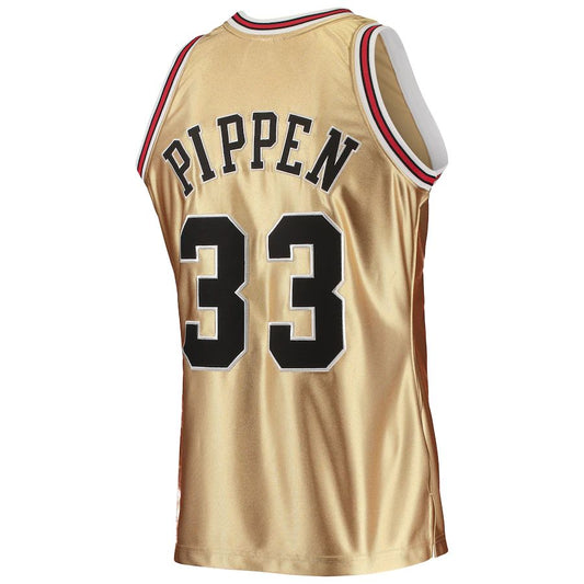 C.Bulls #33 Scottie Pippen Mitchell & Ness 75th Anniversary 1997-98 Hardwood Classics Swingman Jersey Gold Stitched American Basketball Jersey - Main View