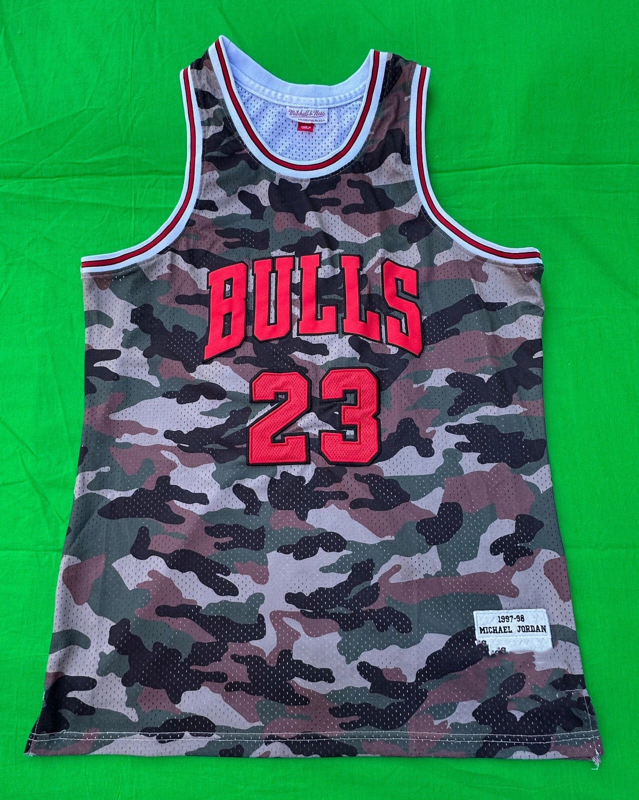 C.Bulls #23 Michael Jordan Mitchell & Ness 1997-98 American Basketball Jersey view 2